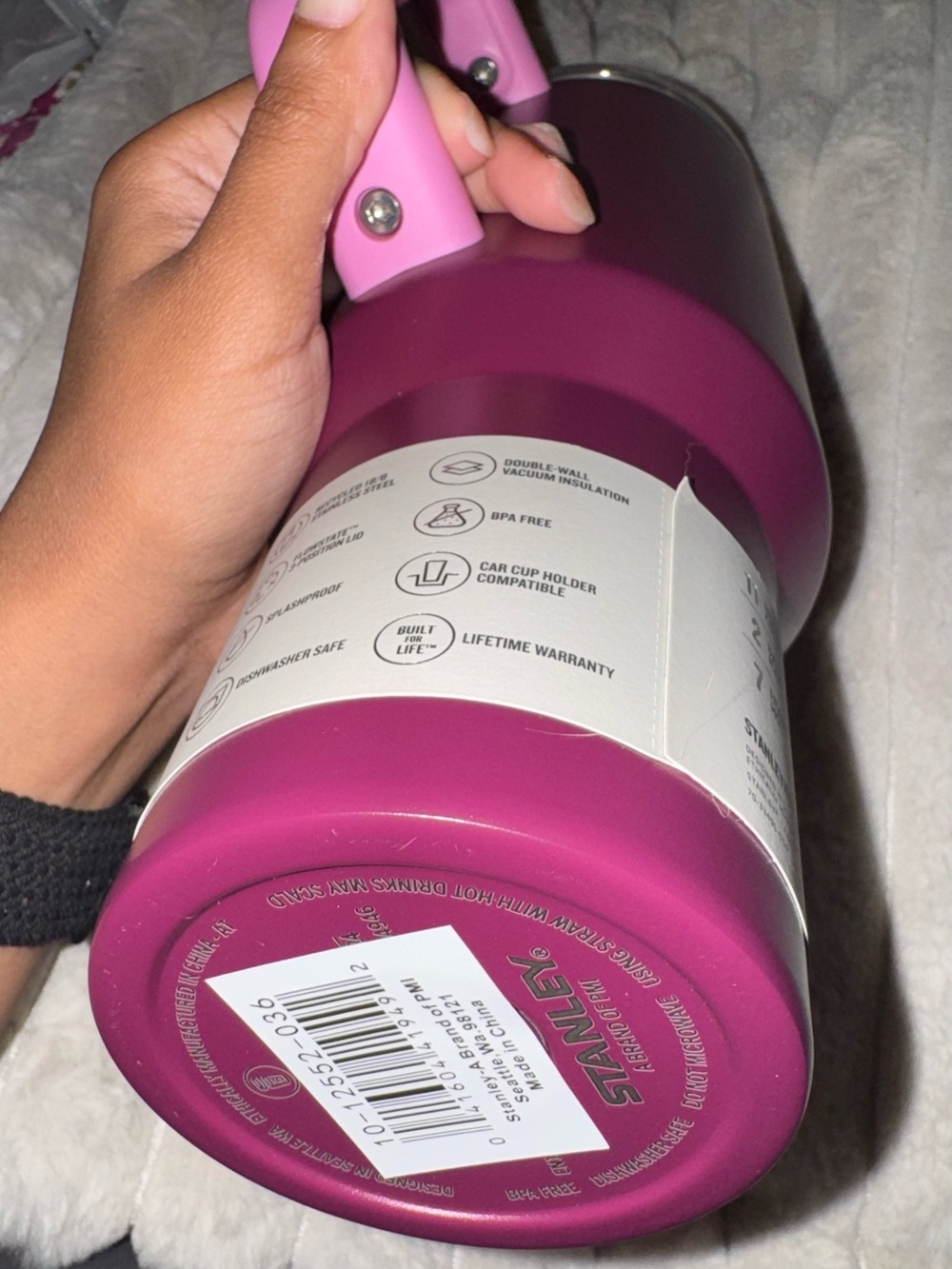 Stanley Quencher H2.0 Tumbler - Rose Bouquet - Picture 9 of 11